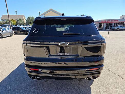 Used 2024 Chevrolet Traverse RS w/ LPO, Floor Liner Package image 4
