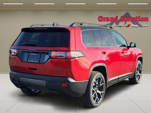 New 2026 Jeep Cherokee Overland image 5
