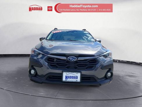Used 2024 Subaru Crosstrek 2.0i Premium AWD/4WD image 9