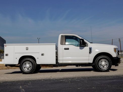 Used 2018 Ford F250 XL image 8