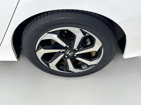 Used 2016 Honda Accord EX-L image 37