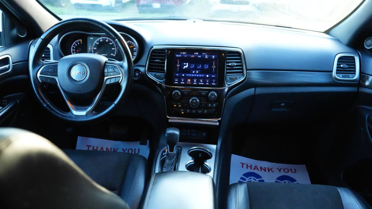 Used 2019 Jeep Grand Cherokee Altitude AWD/4WD image 12