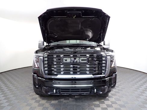 Used 2024 GMC Sierra 2500 Denali Ultimate w/ Snow Plow Prep/Camper Package AWD/4WD image 44