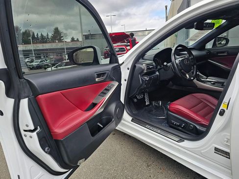 Used 2017 Lexus IS 300 F Sport w/ F Sport Package image 19