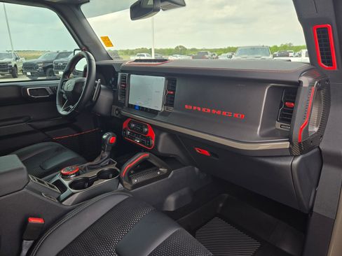 Used 2025 Ford Bronco Raptor w/ Interior Carbon Fiber Pack image 27