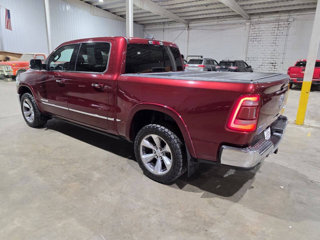 Used 2019 RAM 1500 Limited AWD/4WD image 9