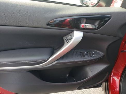 Used 2022 Mitsubishi Eclipse Cross AWD image 11