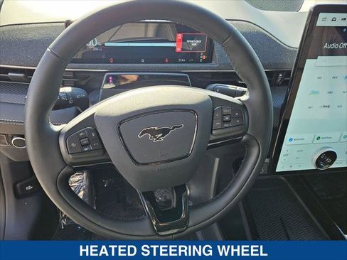 Certified 2025 Ford Mustang Mach-E Premium image 14