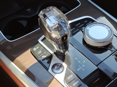 Used 2022 BMW X5 xDrive45e w/ M Sport Package image 22