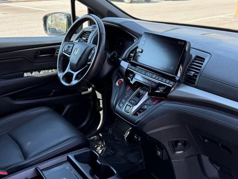 Used 2025 Honda Odyssey Sport-L image 9
