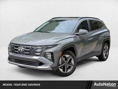 New 2025 Hyundai Tucson SEL image 1