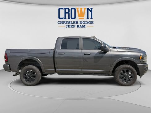 Used 2024 RAM 2500 Limited AWD/4WD image 2