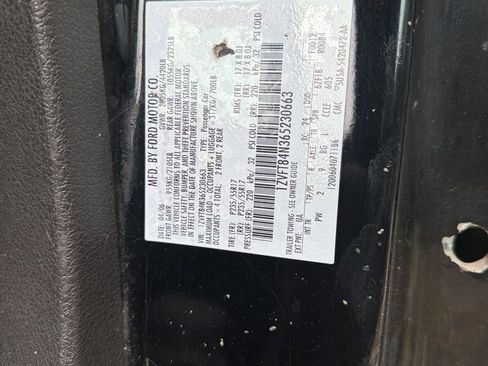 Used 2006 Ford Mustang Convertible image 8