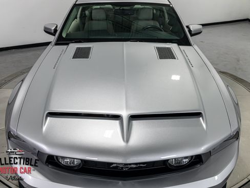 Used 2011 Ford Mustang GT Premium image 48