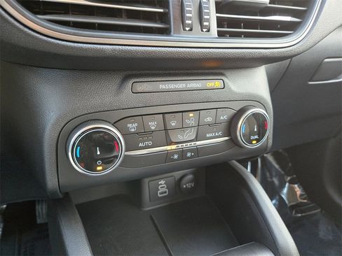 Used 2025 Ford Escape Active image 15