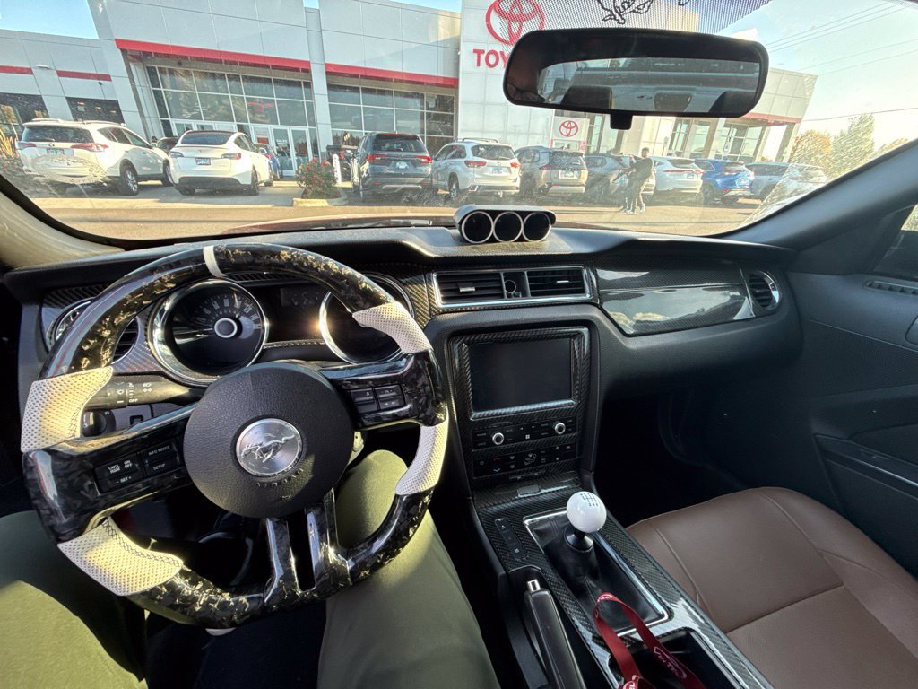 Used 2014 Ford Mustang Coupe RWD image 9