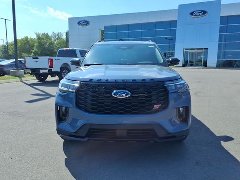 New 2026 Ford Explorer ST w/ Sun And Sound Package AWD/4WD image 8