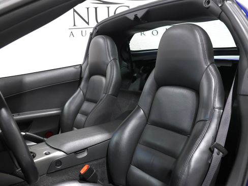 Used 2006 Chevrolet Corvette Coupe w/ Preferred Equipment Group RWD image 80