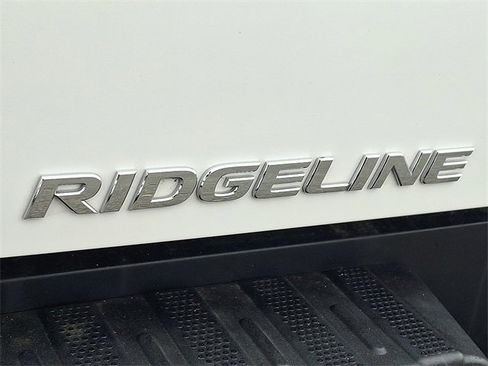 Used 2023 Honda Ridgeline Sport image 29