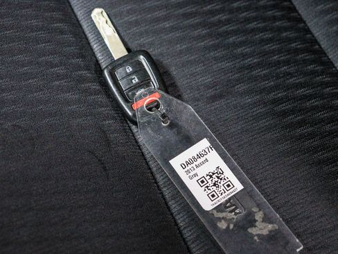 Used 2013 Honda Accord Sport image 30