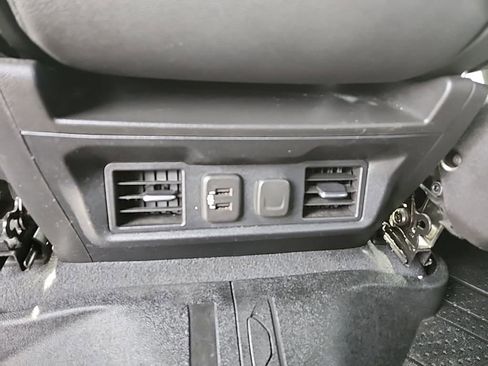 Certified 2021 Chevrolet Silverado 1500 LT w/ All Star Edition Plus AWD/4WD image 33