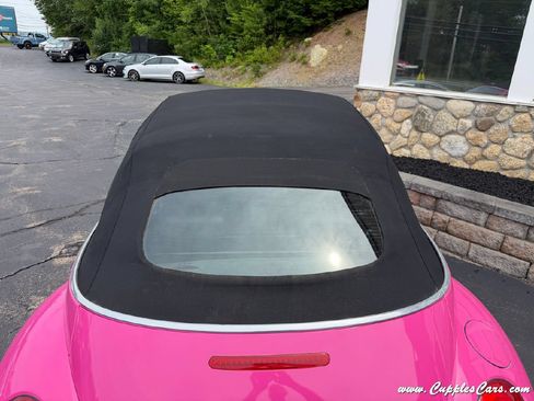 Used 2009 Volkswagen Beetle Convertible FWD image 15