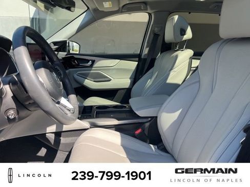 Used 2025 Acura MDX w/ Technology Package image 13