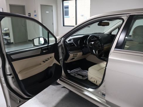 Used 2015 Subaru Legacy 2.5i Premium AWD/4WD image 12