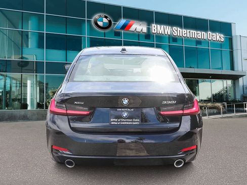 Used 2024 BMW 330i xDrive Sedan w/ Premium Package image 10