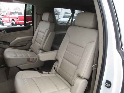 Used 2020 GMC Yukon XL Denali w/ Open Road Package image 22
