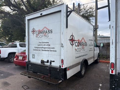 Used 2023 GMC Savana 3500 w/ Power Convenience Package image 8