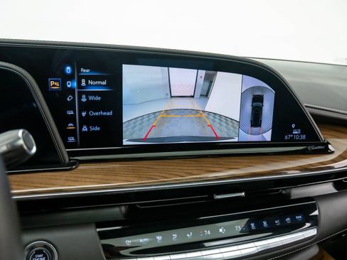 Certified 2023 Cadillac Escalade Sport Platinum w/ LPO, ONYX Package AWD/4WD image 37