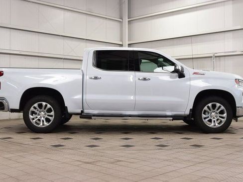 New 2026 Chevrolet Silverado 1500 LTZ w/ LTZ Premium Package AWD/4WD image 9