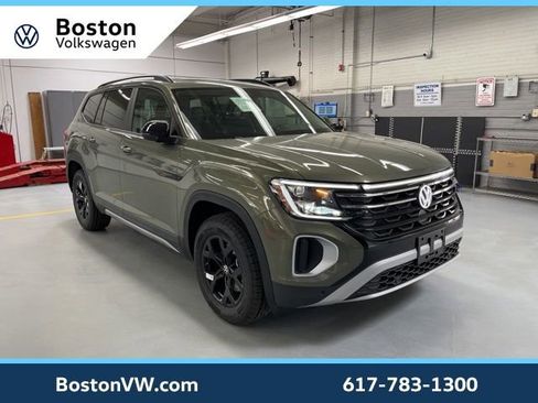 New 2026 Volkswagen Atlas Peak Edition AWD/4WD image 5
