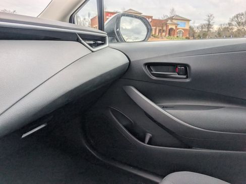 Used 2024 Toyota Corolla LE image 26