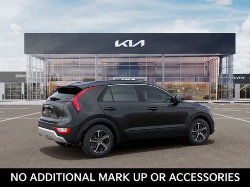 New 2026 Kia Niro LX FWD image 6