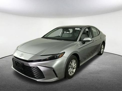 Used 2025 Toyota Camry LE w/ Convenience Package AWD/4WD image 2