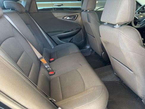 Used 2019 Chevrolet Malibu LS image 16