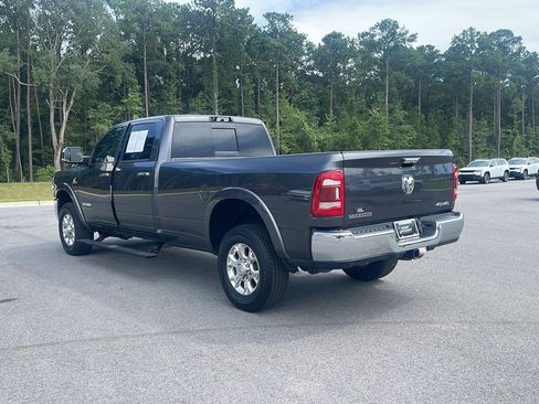 Used 2022 RAM 3500 Laramie AWD/4WD image 6