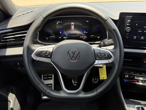 Used 2025 Volkswagen Jetta Sport FWD image 12