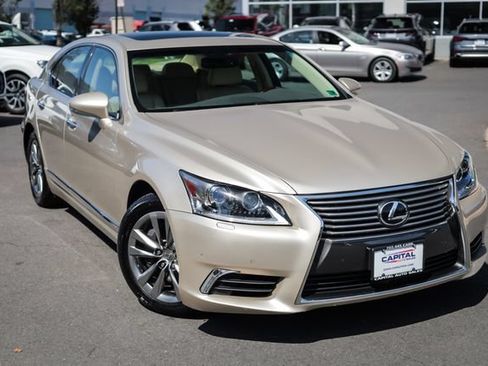 Used 2014 Lexus LS 460 AWD w/ Comfort Package image 7
