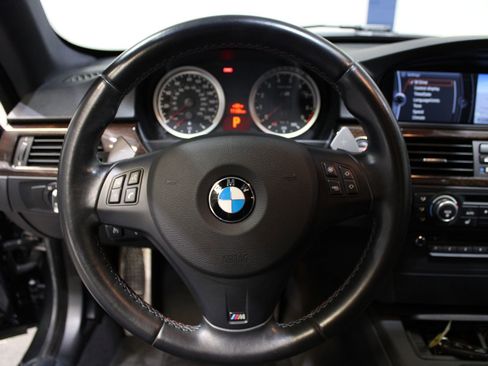 Used 2011 BMW M3 Coupe image 24