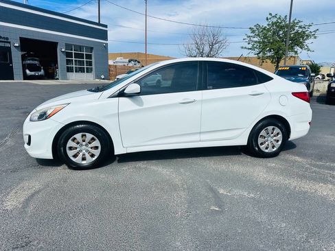 Used 2016 Hyundai Accent SE FWD image 4