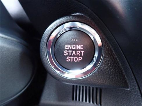 Used 2025 Subaru Forester Premium AWD/4WD image 25