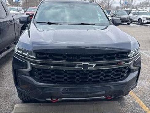 Used 2021 Chevrolet Tahoe Z71 w/ Luxury Package image 3