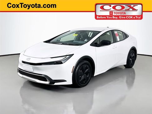 New 2026 Toyota Prius Plug-In Hybrid FWD image 1