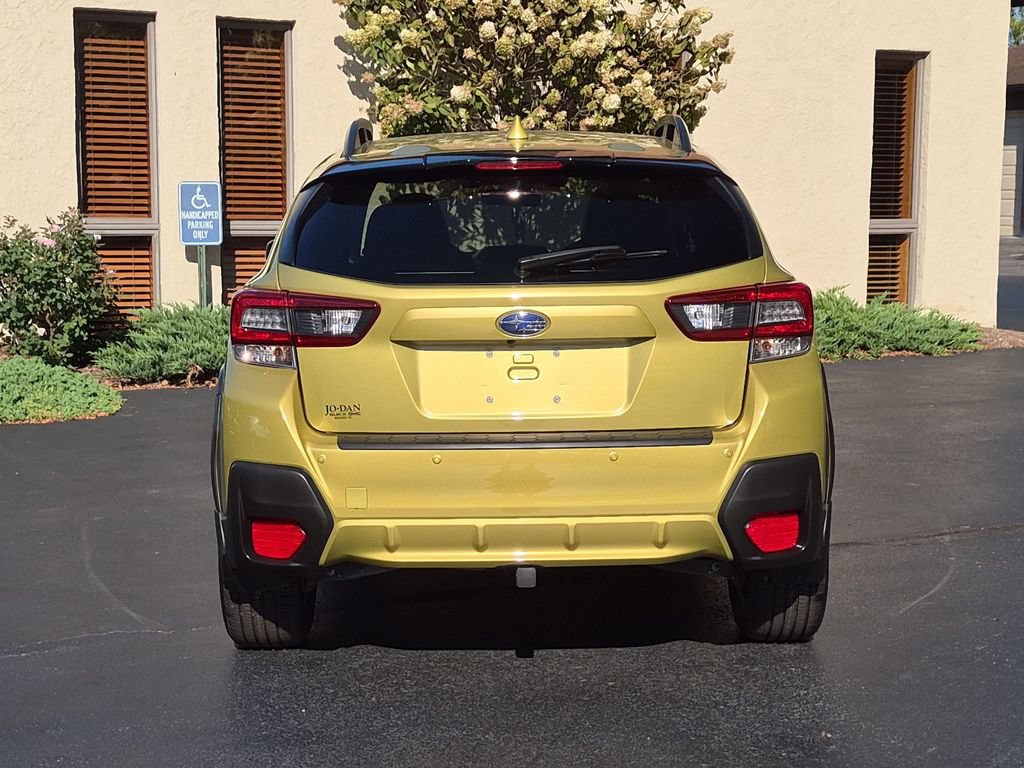 Used 2022 Subaru Crosstrek 2.5i Limited w/ Moonroof Package 2 AWD/4WD image 8