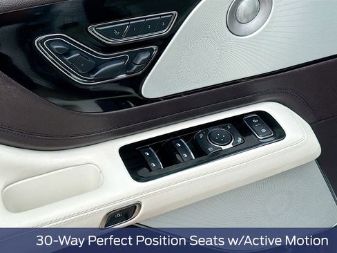 Used 2020 Lincoln Aviator Black Label w/ Dynamic Handling Package image 21