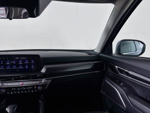Certified 2024 Kia Telluride S AWD/4WD image 24