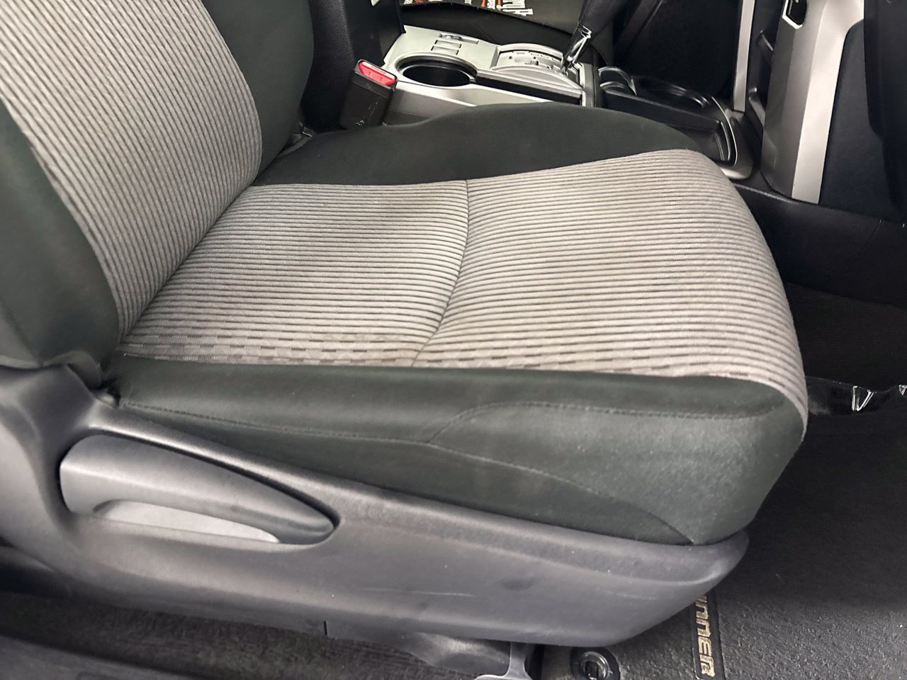 Used 2019 Toyota 4Runner SR5 RWD image 30